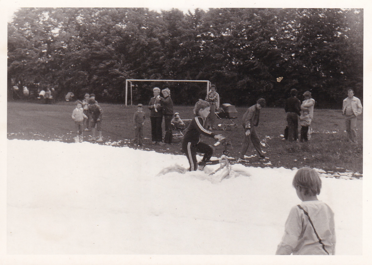 1986_32_detsky_den_zelenec.jpg