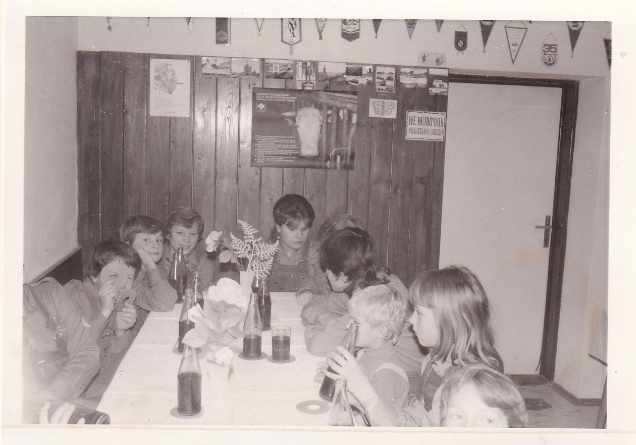 1987_18_kulturni_vystoupeni.jpg