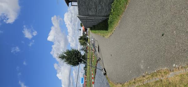 Chodníky/komunikace